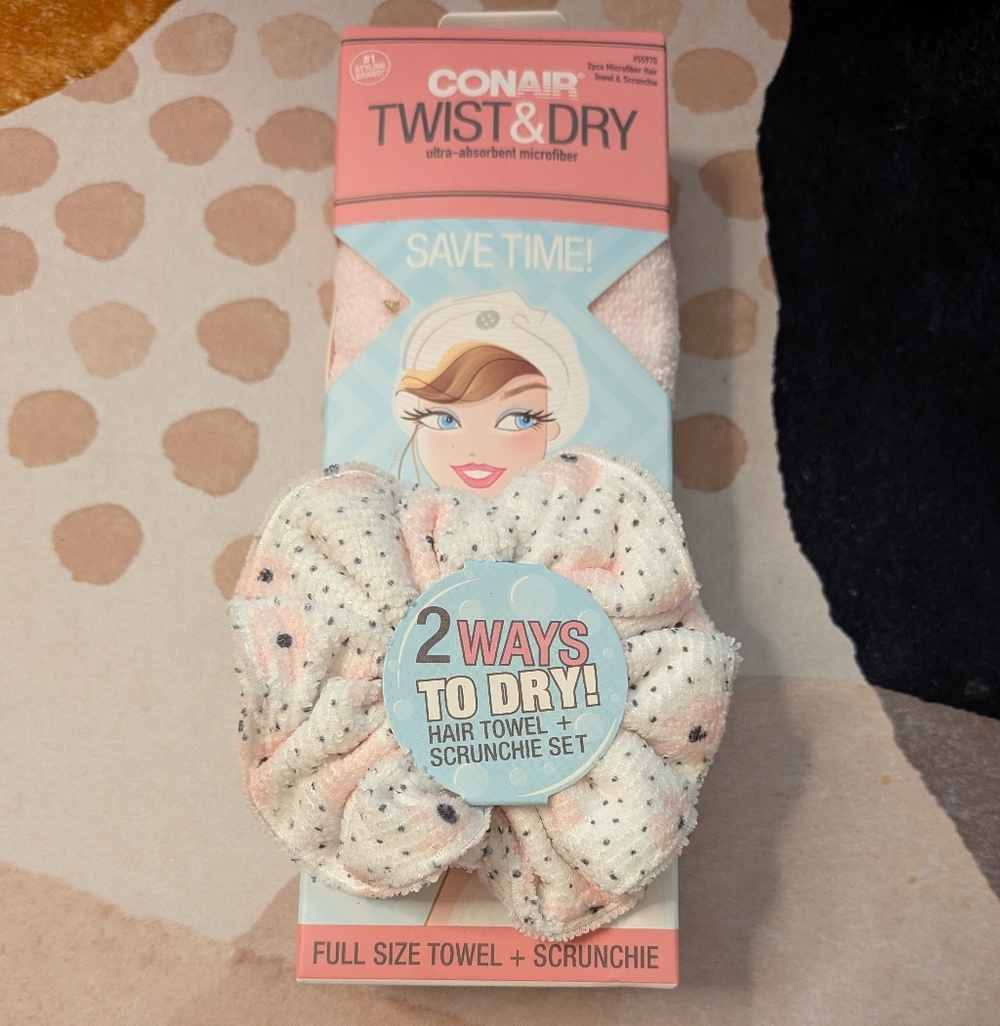 Conair Twist & Dry Hair Towel and Scrunchie Set - Pink